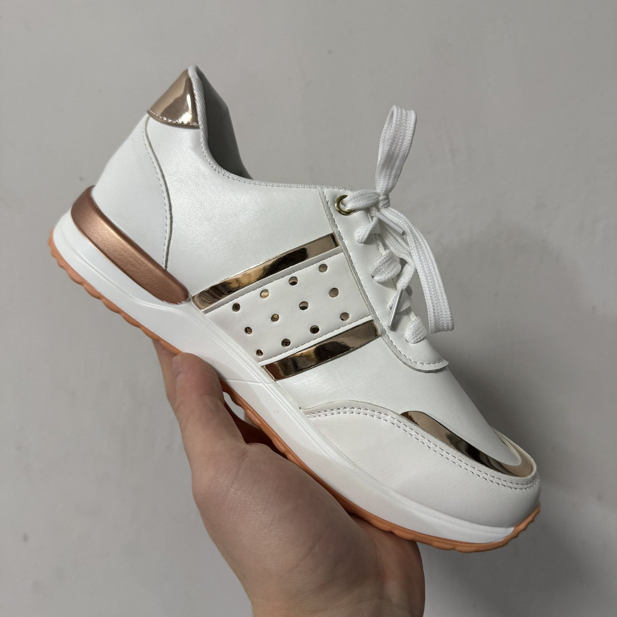 2026 New Women's Lace-Up Platform Casual Shoes